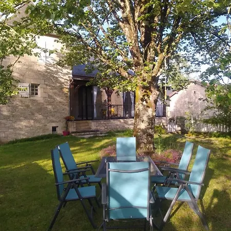 Casa vacanze La Médiévale Meyronne